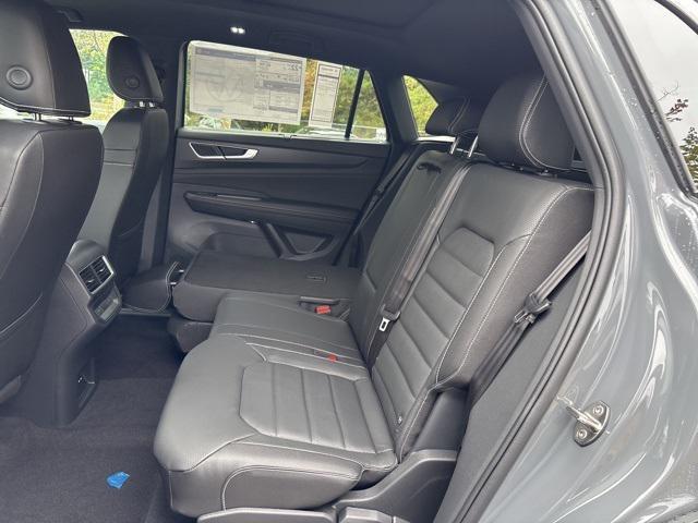 new 2026 Volkswagen Atlas Cross Sport car, priced at $50,609