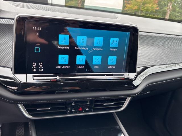 new 2026 Volkswagen Atlas Cross Sport car, priced at $50,609