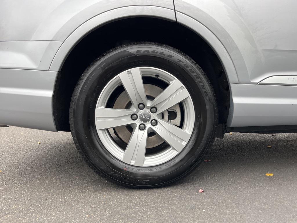 used 2019 Audi Q7 car, priced at $24,979