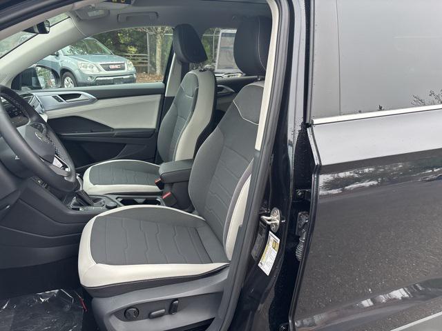 new 2025 Volkswagen Taos car, priced at $31,106