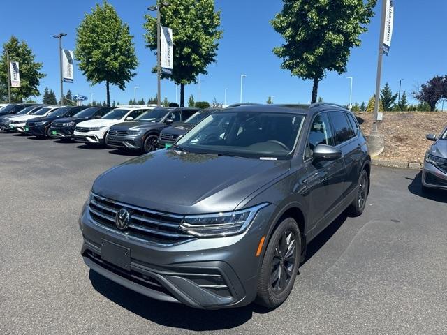 new 2024 Volkswagen Tiguan car, priced at $32,929