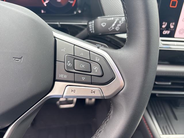 new 2025 Volkswagen Atlas car, priced at $46,760