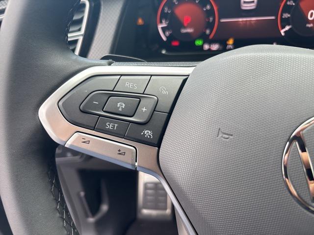new 2025 Volkswagen Atlas car, priced at $46,760