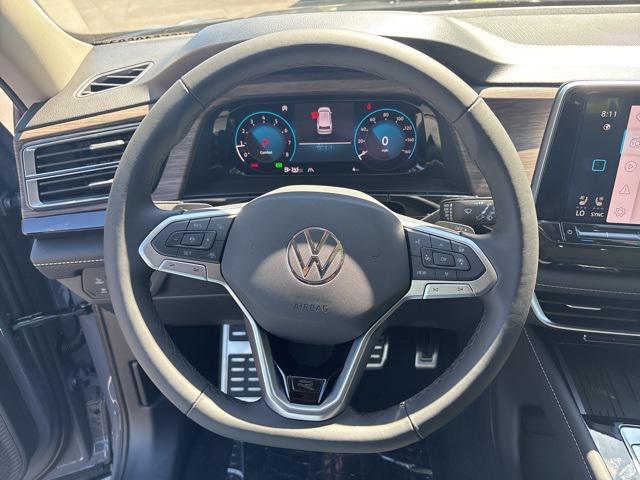 new 2025 Volkswagen Atlas car, priced at $52,592