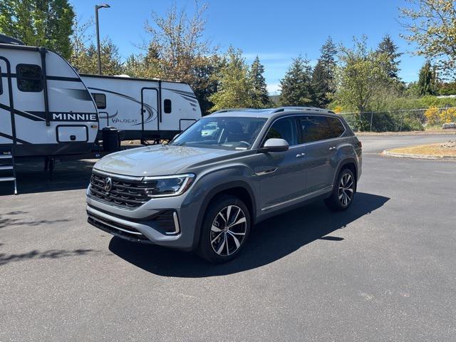 new 2025 Volkswagen Atlas car, priced at $52,592