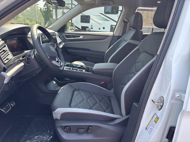 new 2025 Volkswagen Atlas car, priced at $46,323