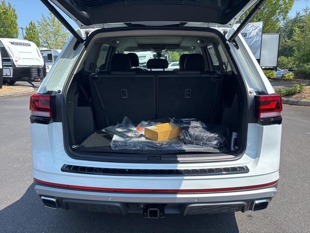 new 2025 Volkswagen Atlas car, priced at $46,323