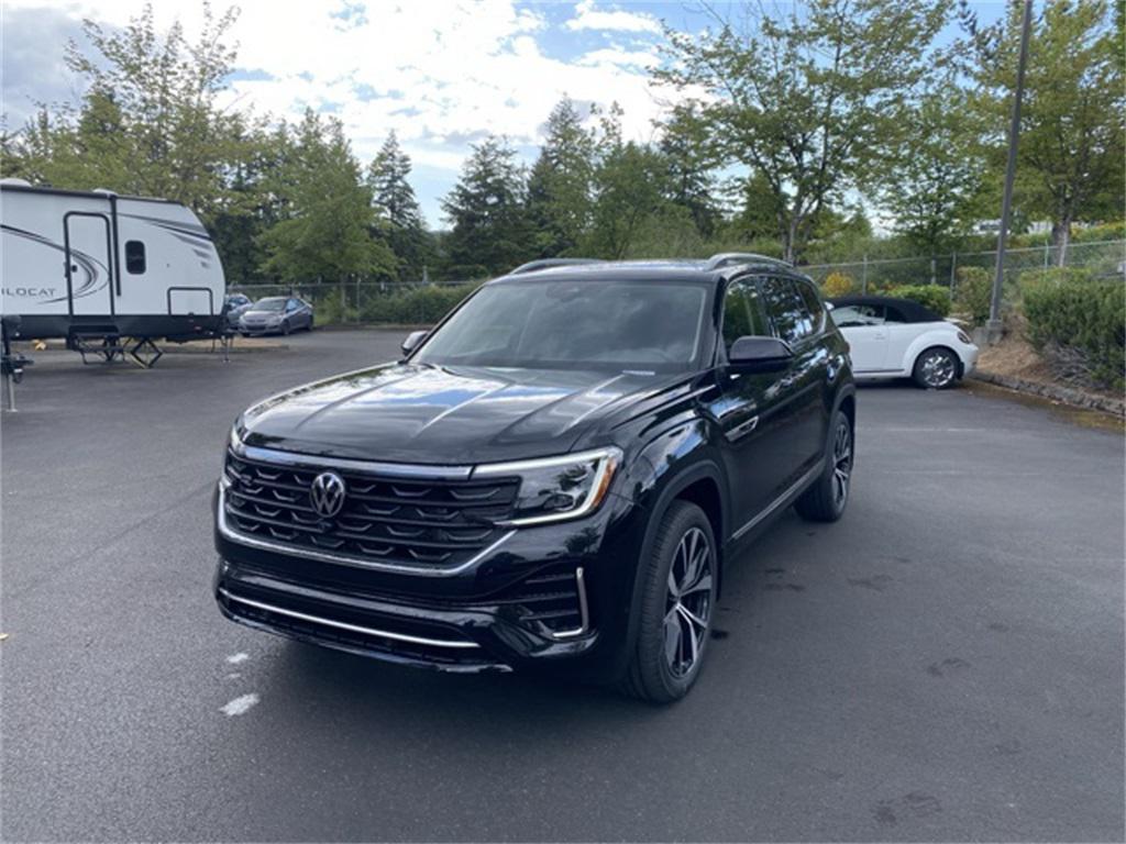 new 2025 Volkswagen Atlas car, priced at $50,655