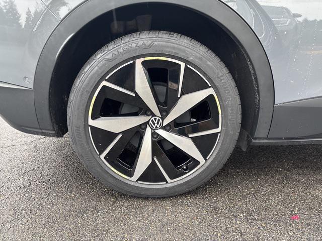used 2023 Volkswagen ID.4 car, priced at $23,768