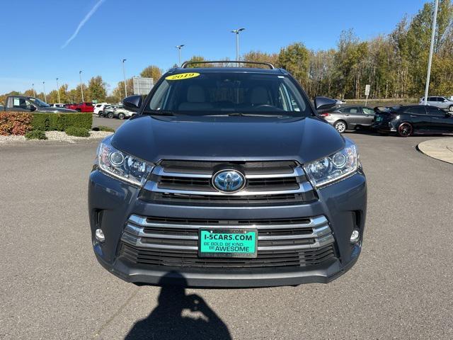 used 2019 Toyota Highlander Hybrid car, priced at $26,921