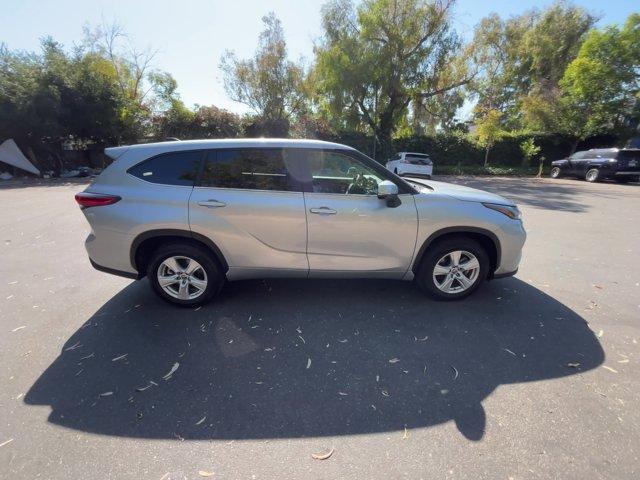 used 2023 Toyota Highlander car, priced at $32,509