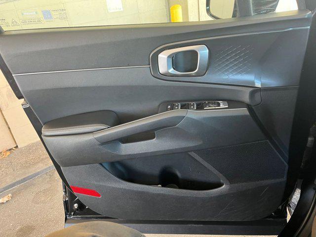 used 2024 Kia Sorento car, priced at $29,474