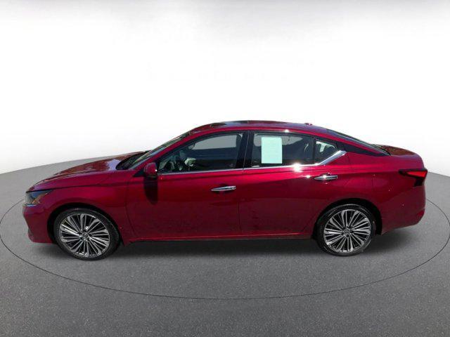 used 2024 Nissan Altima car, priced at $28,018