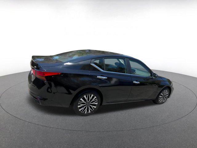 used 2023 Nissan Altima car, priced at $20,267
