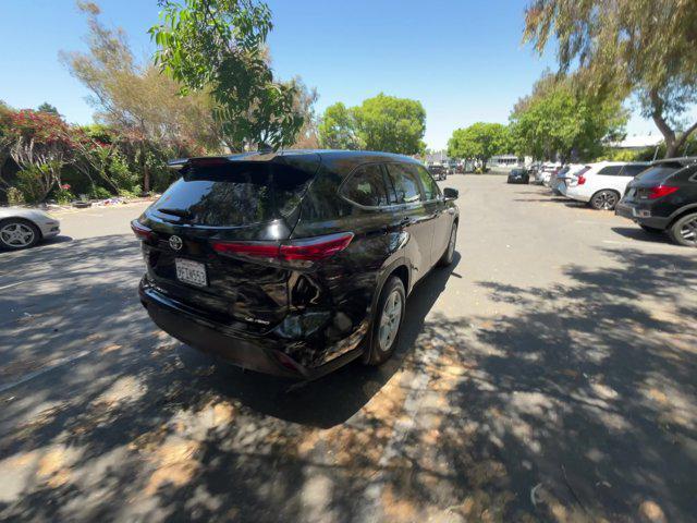 used 2023 Toyota Highlander car, priced at $32,488