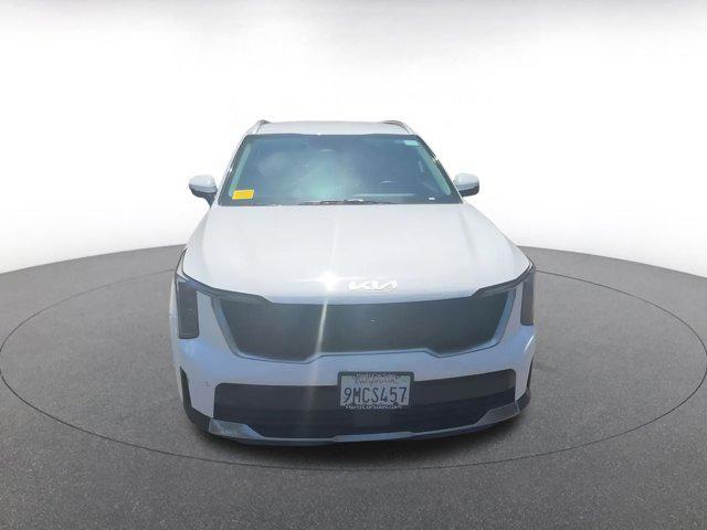 used 2024 Kia Sorento car, priced at $28,385