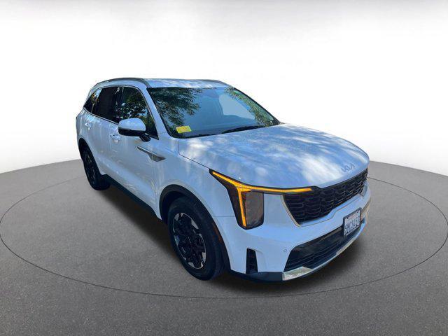 used 2024 Kia Sorento car, priced at $28,385