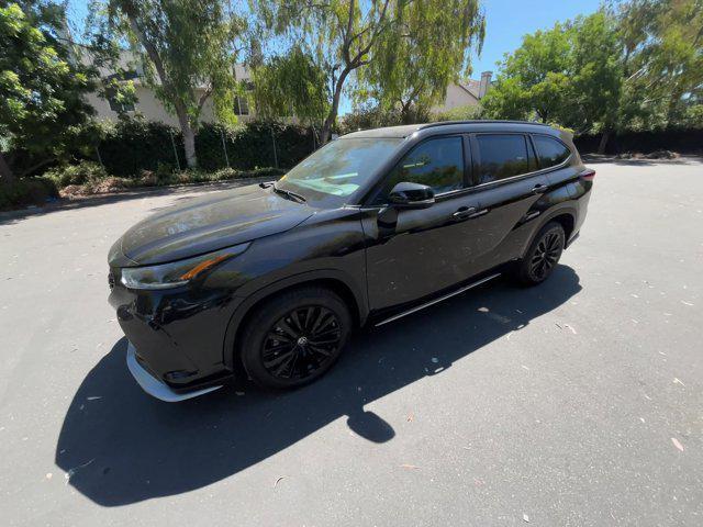 used 2024 Toyota Highlander car, priced at $43,554