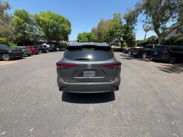 used 2023 Toyota Highlander car, priced at $35,292