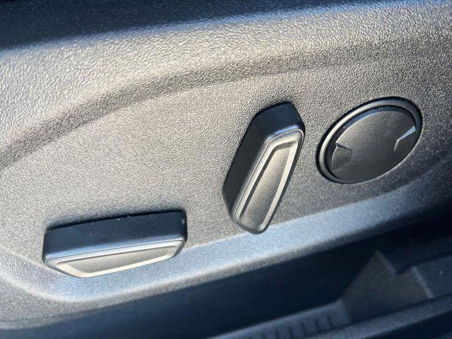 used 2024 Ford Edge car, priced at $26,028