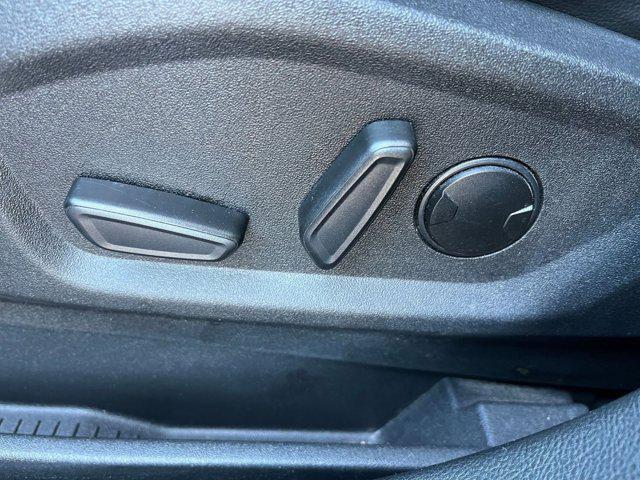 used 2023 Ford Edge car, priced at $19,126