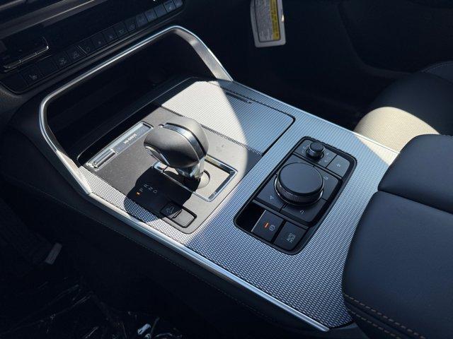 new 2025 Mazda CX-90 car, priced at $40,882