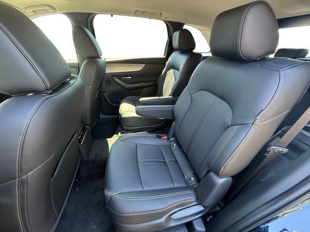 new 2025 Mazda CX-90 car, priced at $40,882