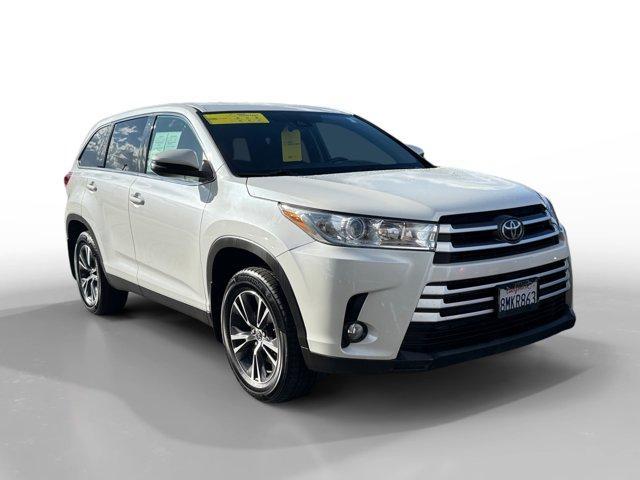 used 2019 Toyota Highlander car, priced at $18,950