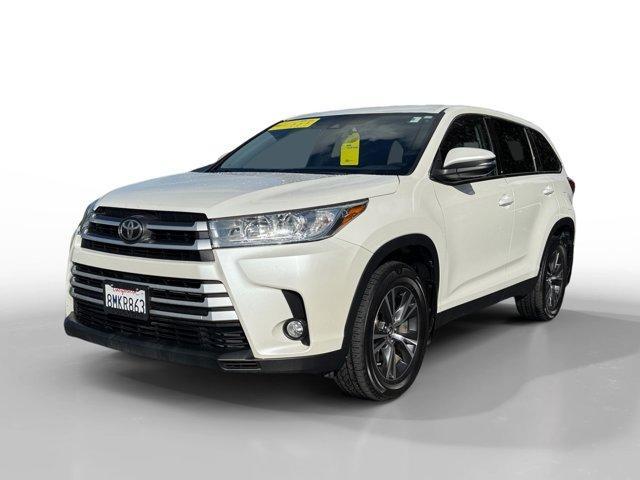 used 2019 Toyota Highlander car, priced at $18,950