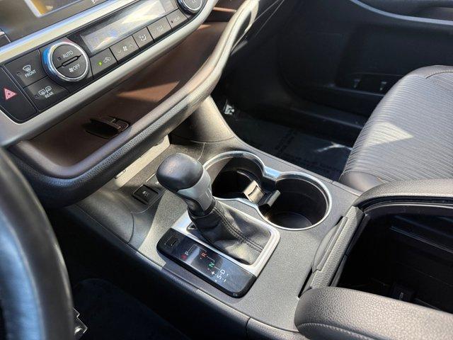 used 2019 Toyota Highlander car, priced at $18,950