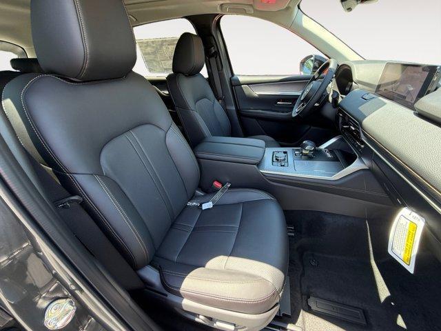 new 2025 Mazda CX-90 PHEV car, priced at $55,552