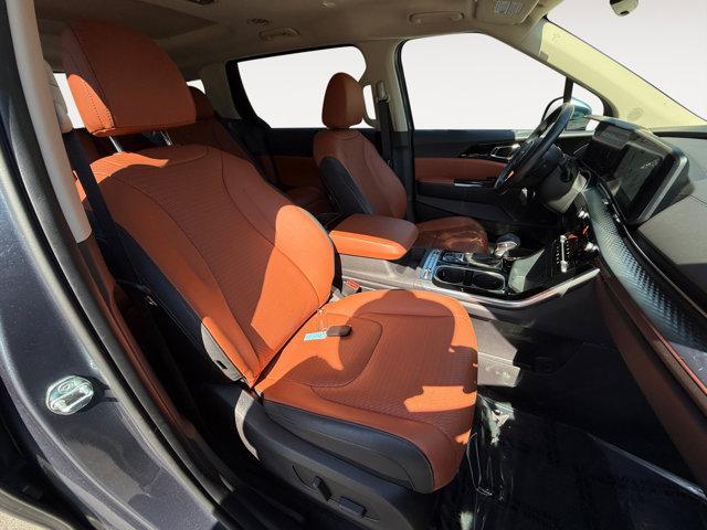 used 2024 Kia Carnival car, priced at $42,885