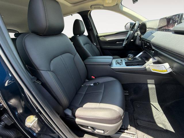 new 2025 Mazda CX-90 car, priced at $41,902