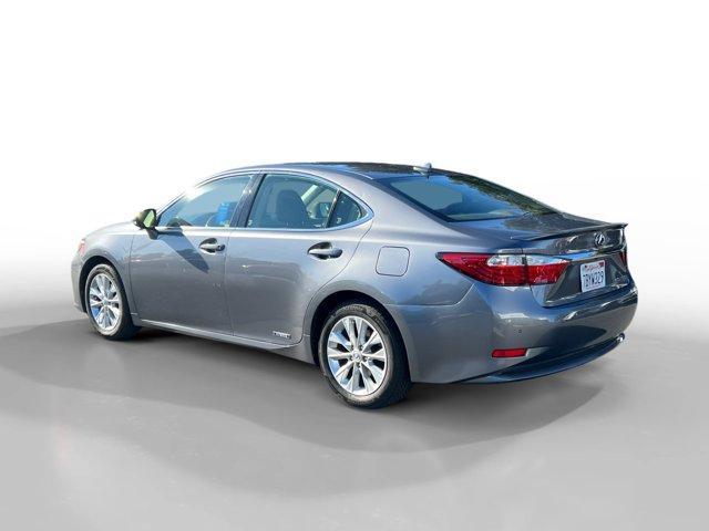 used 2014 Lexus ES 300h car, priced at $13,950