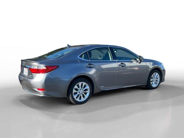 used 2014 Lexus ES 300h car, priced at $13,950