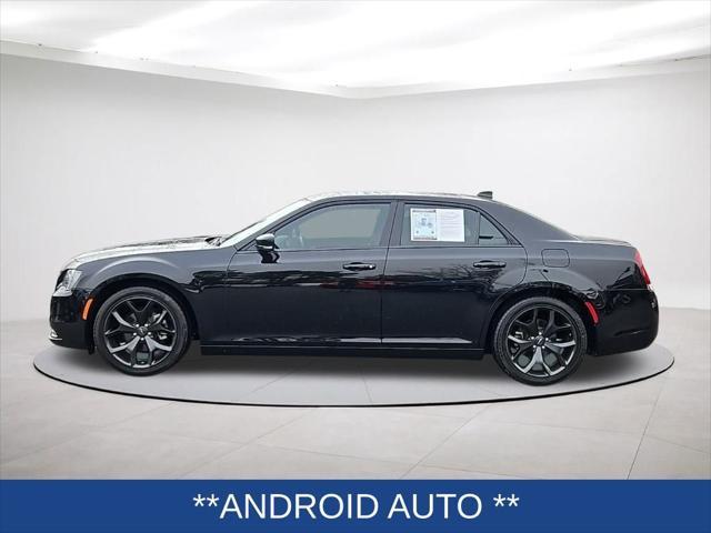 used 2022 Chrysler 300 car, priced at $25,900