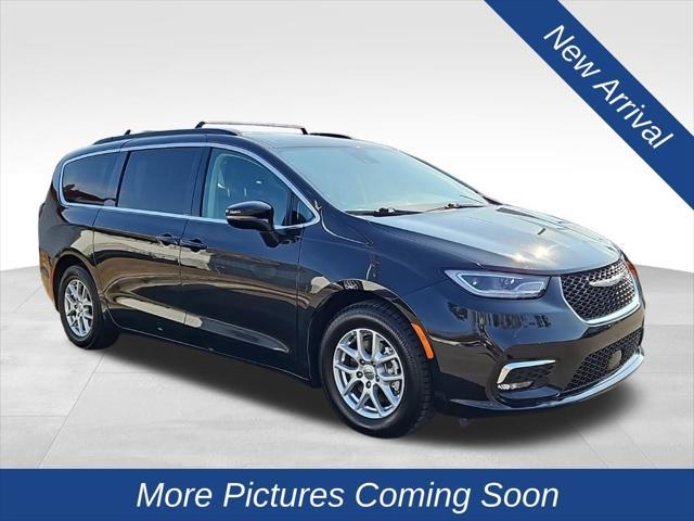 used 2022 Chrysler Pacifica car, priced at $22,200