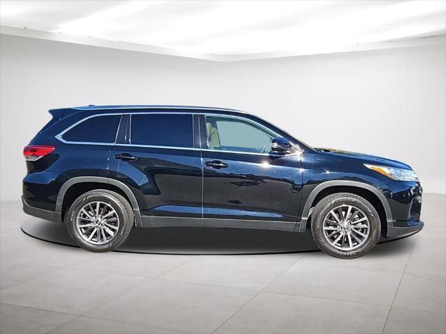 used 2019 Toyota Highlander car, priced at $22,900