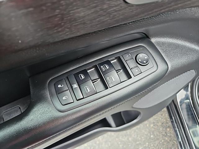 used 2018 Jeep Grand Cherokee car, priced at $18,200