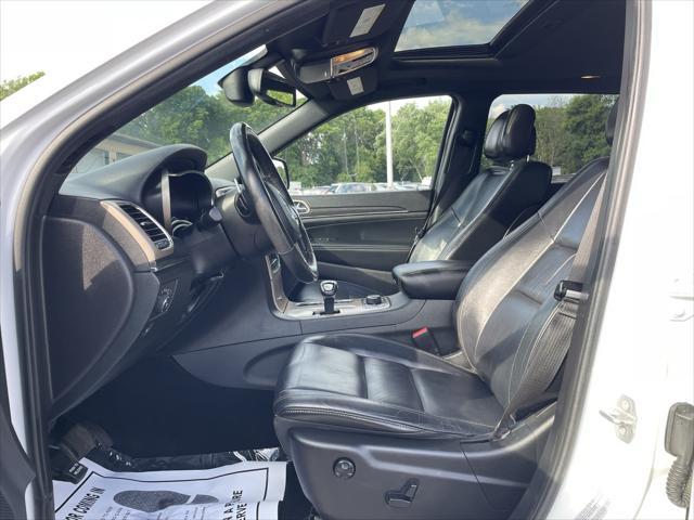 used 2015 Jeep Grand Cherokee car, priced at $14,995