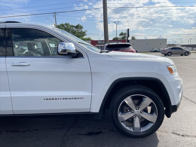 used 2015 Jeep Grand Cherokee car, priced at $14,995