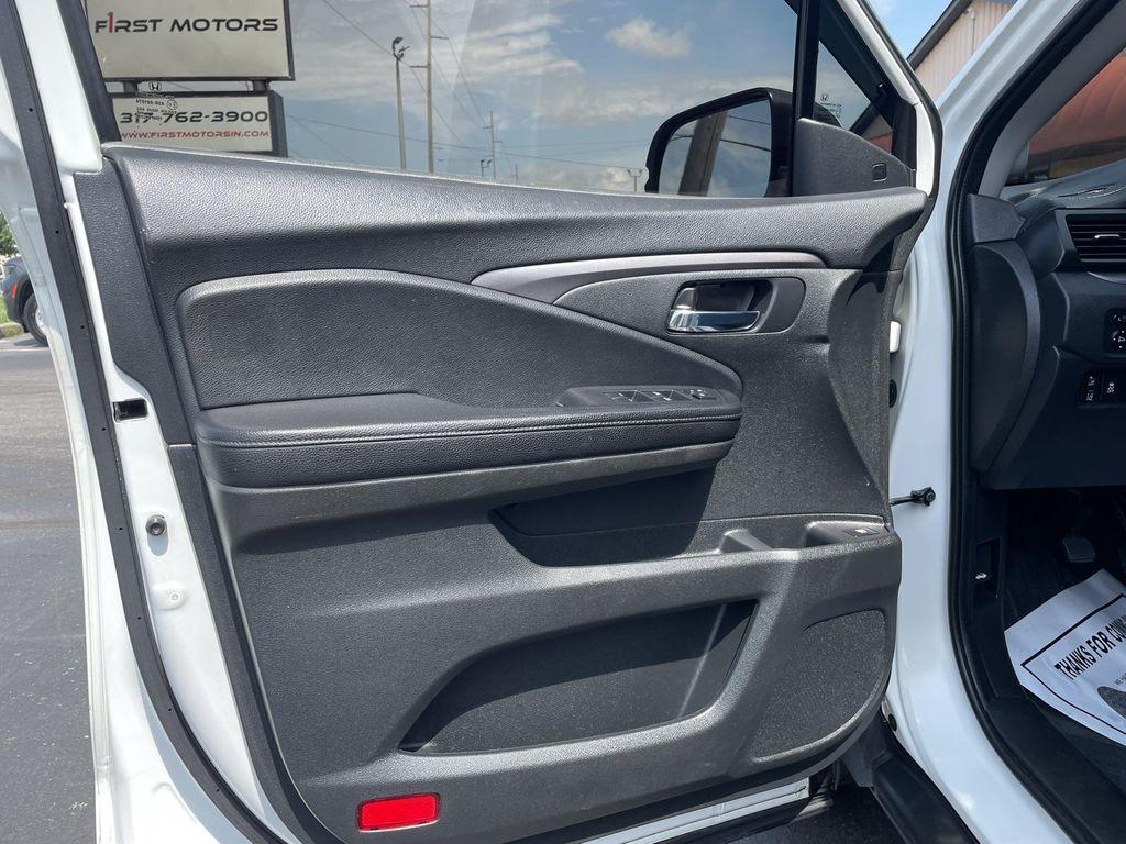 used 2020 Honda Pilot car, priced at $18,495