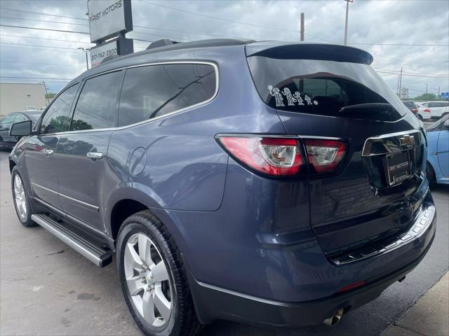 used 2014 Chevrolet Traverse car, priced at $7,000