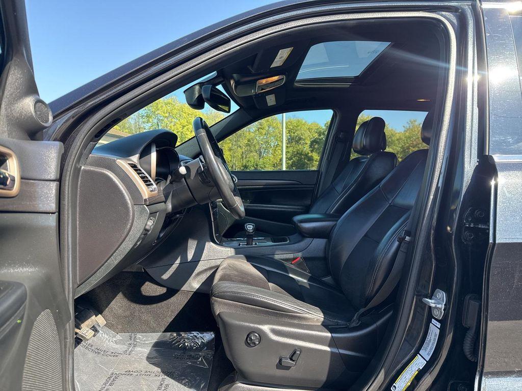 used 2015 Jeep Grand Cherokee car, priced at $11,995