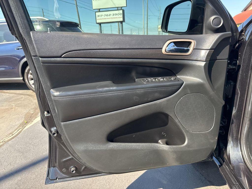 used 2015 Jeep Grand Cherokee car, priced at $11,995