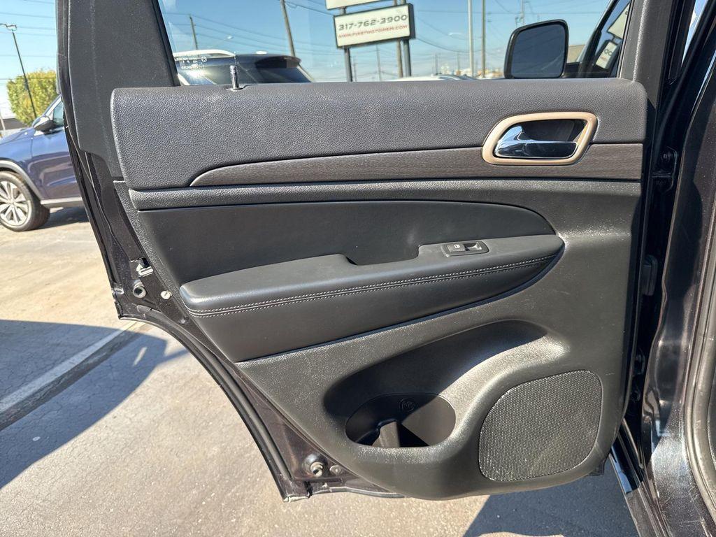 used 2015 Jeep Grand Cherokee car, priced at $11,995