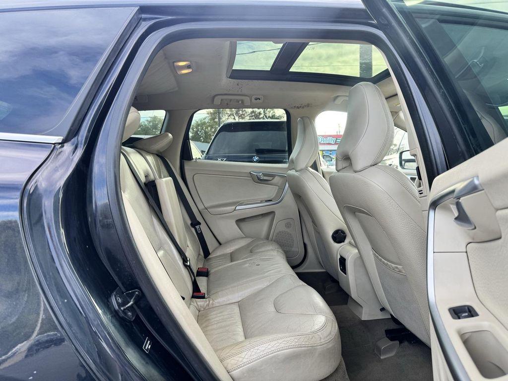 used 2010 Volvo XC60 car