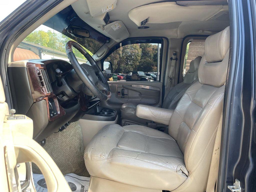 used 2007 Chevrolet Express 1500 car, priced at $10,995