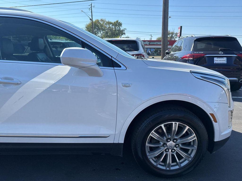 used 2017 Cadillac XT5 car, priced at $11,995