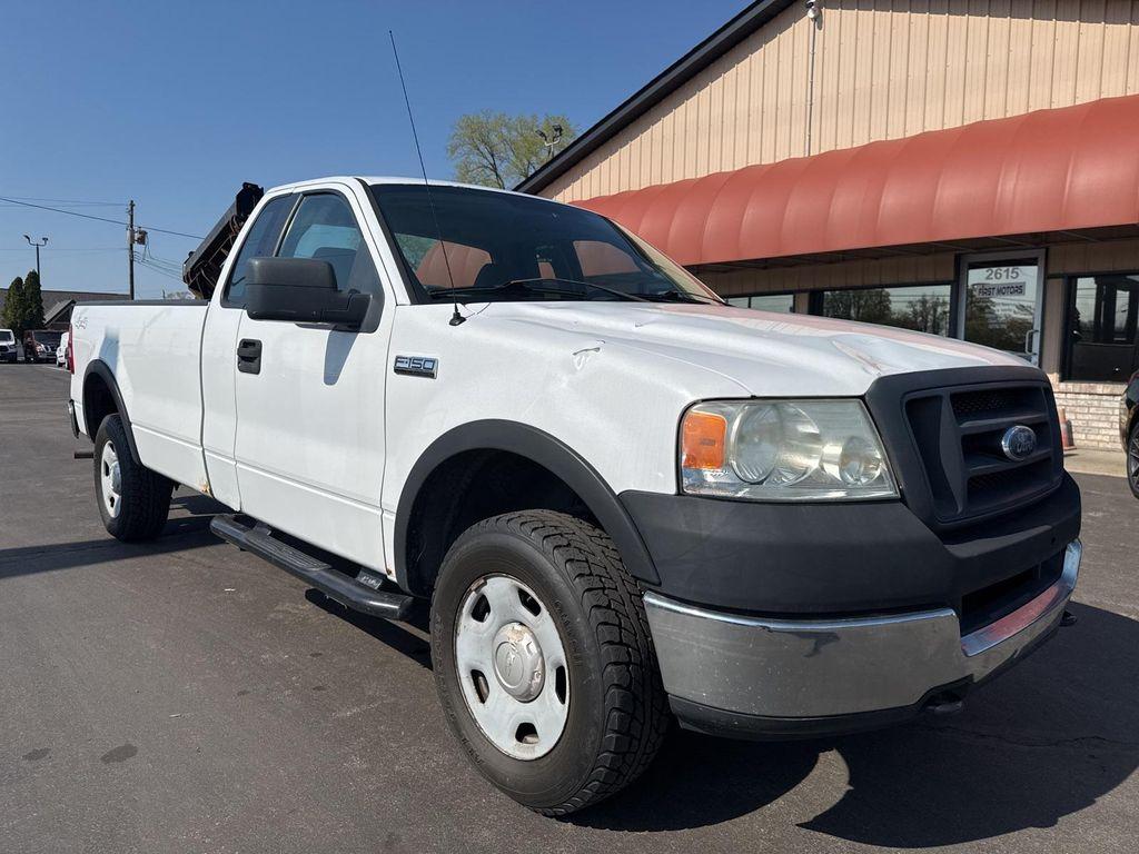 used 2005 Ford F-150 car